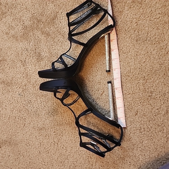 Stuart Weitzman Satin Crystal Embellishments Heels - Picture 10 of 15